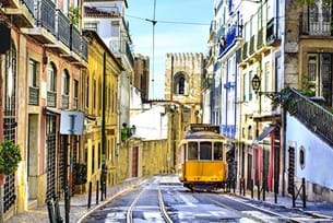 Discover Lisbon & Porto
