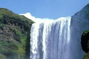 Iceland: Between Ice and Fire