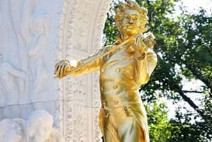 Vienna: City of Art, Music and Theatre